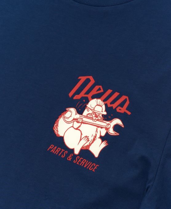 DEUS EX MACHINA OVERBITE TEE MECHANIC