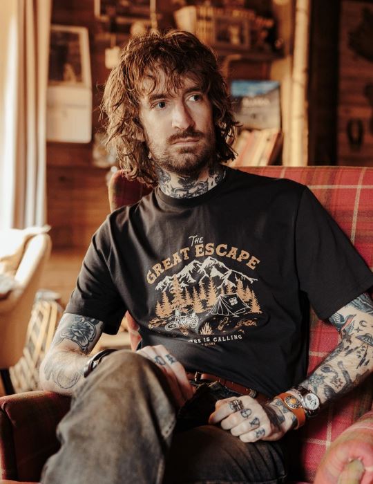 AGE OF GLORY GREAT ESCAPE