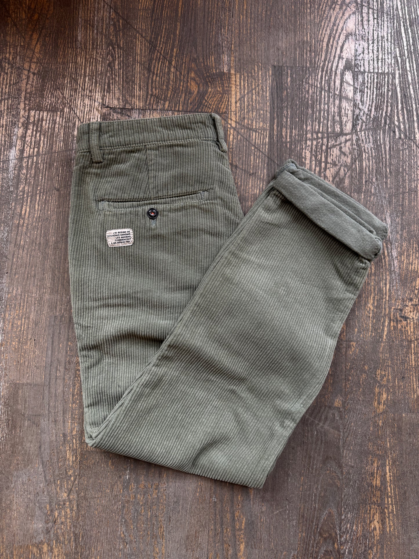 SKULLS MACHINE - Pantalon velour Kaki clair