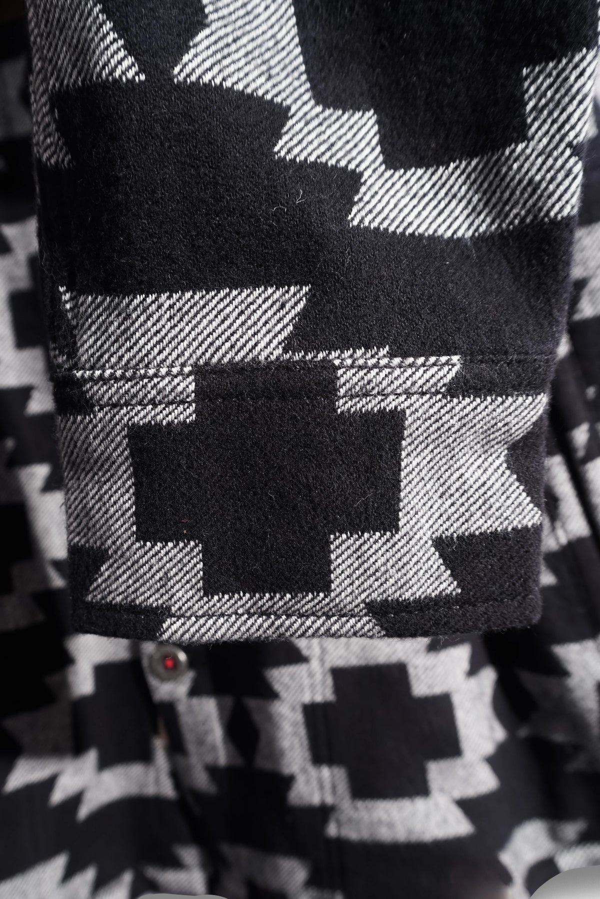 IRON AND RESIN - Masterson Shirt