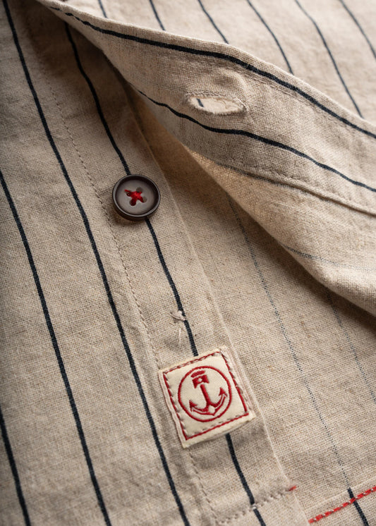 IRON AND RESIN - Gil Shirt