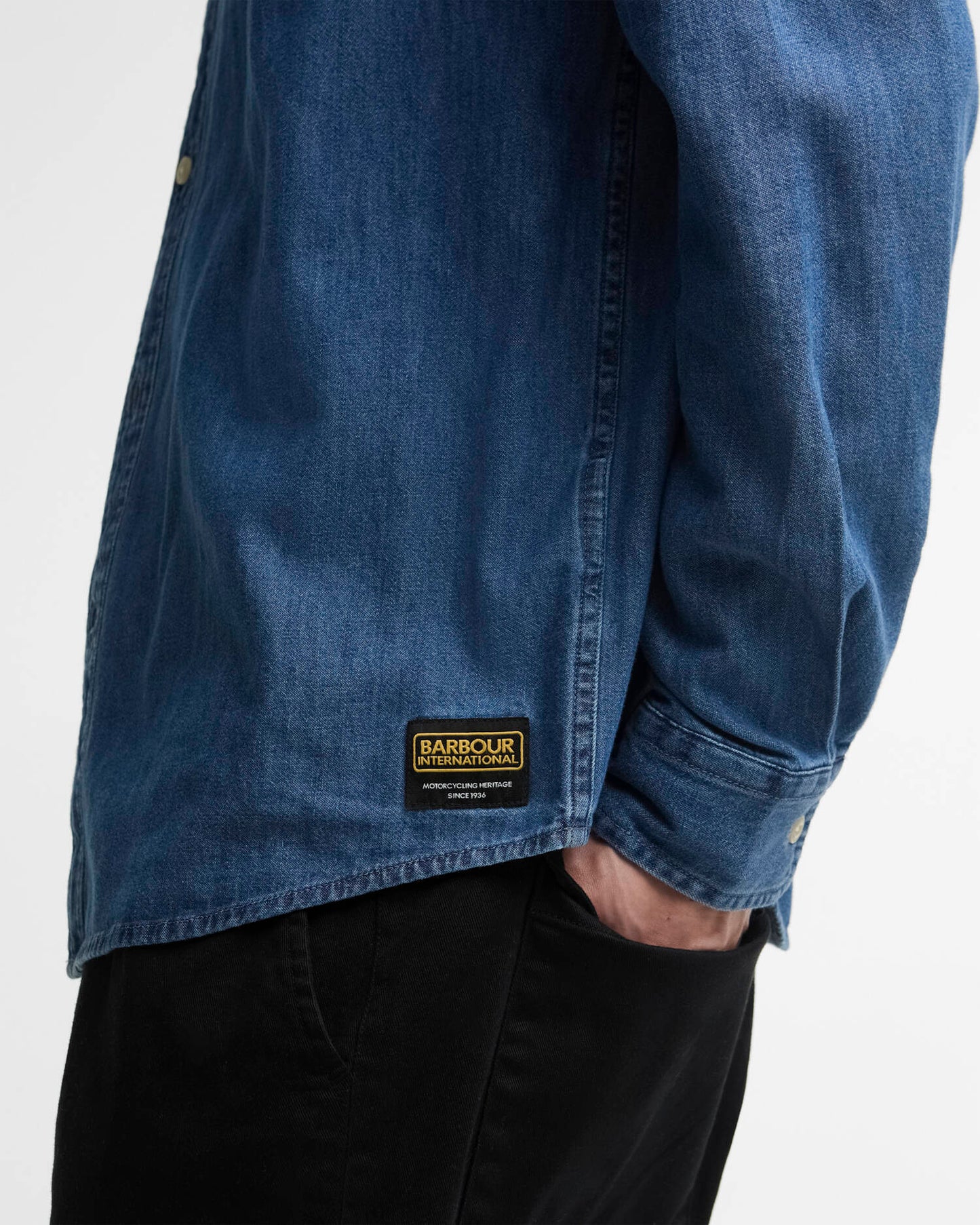 BARBOUR - Dufton Denim Long Sleeved Shirt MID INDIGO