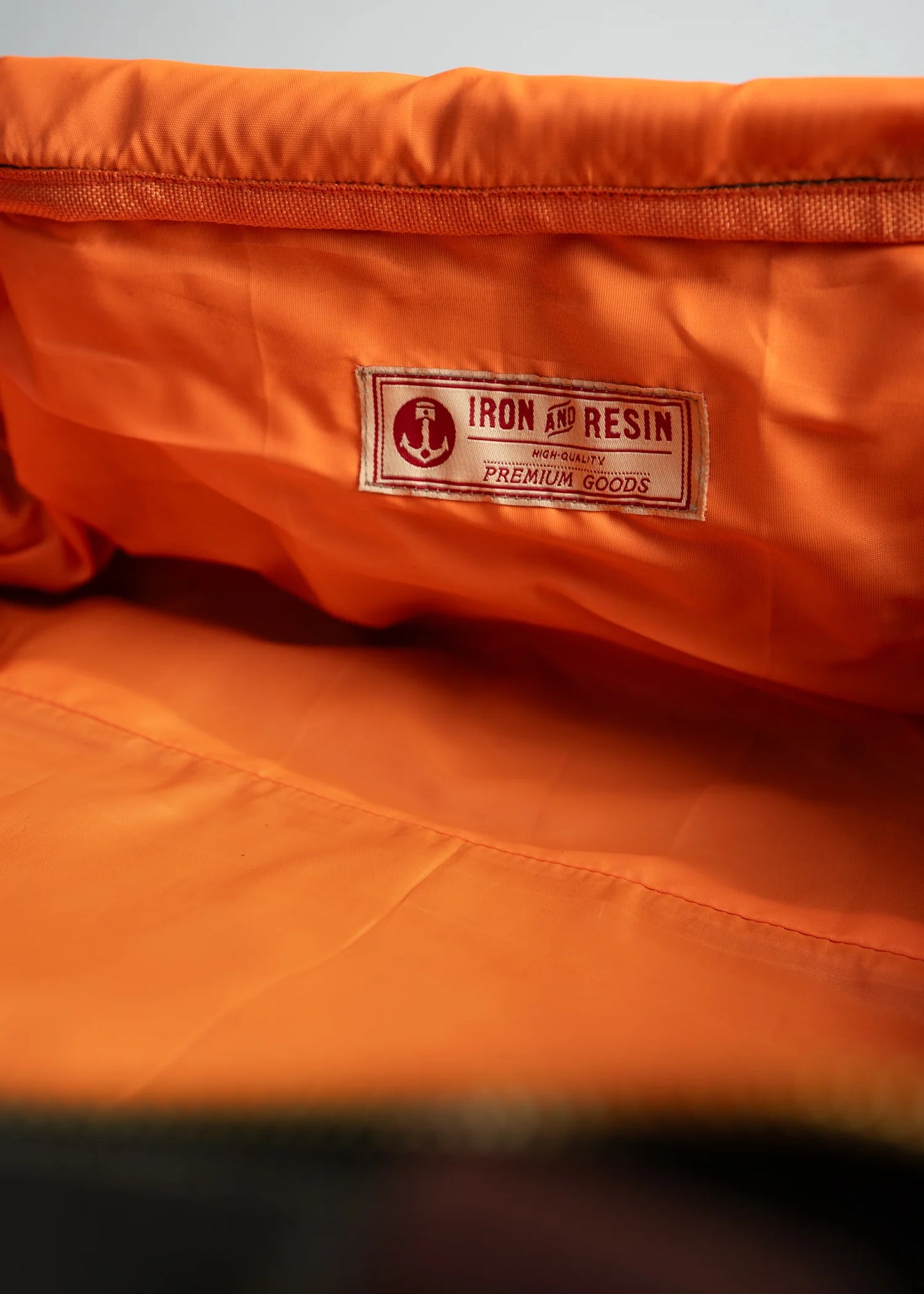 IRON AND RESIN - Overland Nomad Bag