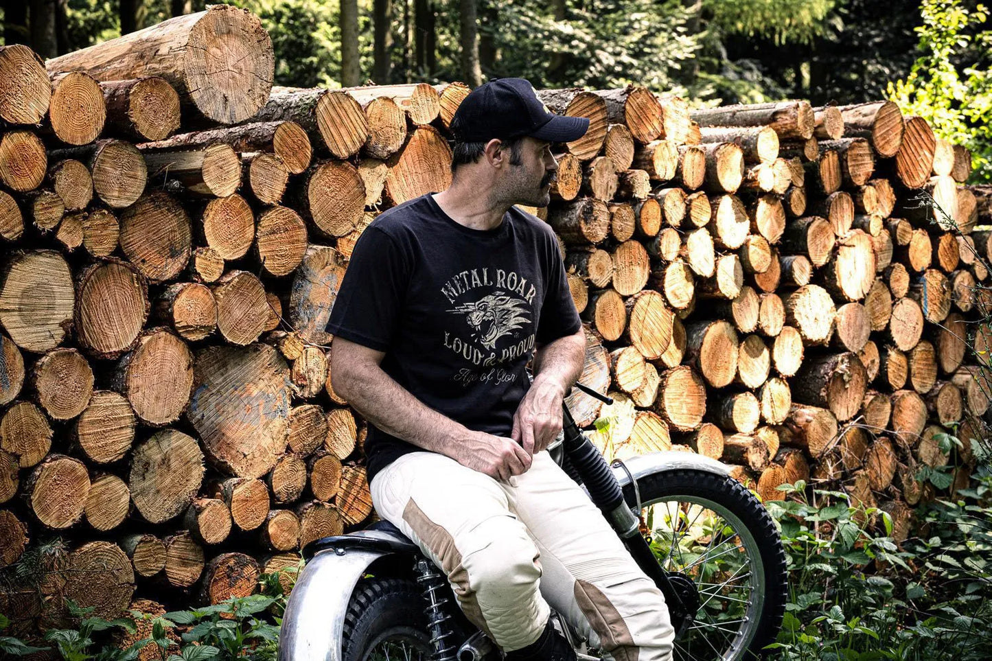 Age of Glory - Metal Roar Tee Washed Black